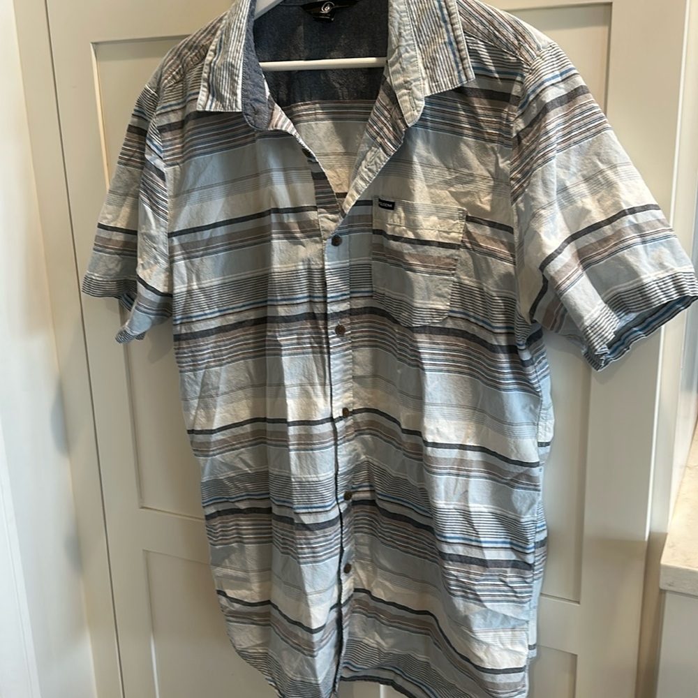 Button up striped Volcom modern fit (coupe moderne)